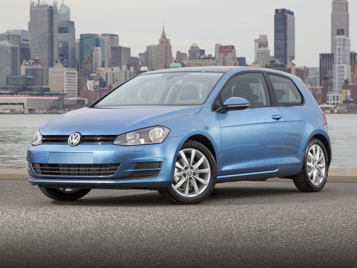 2016 Volkswagen Golf TSI S w/Sunroof 4-door Auto's photo