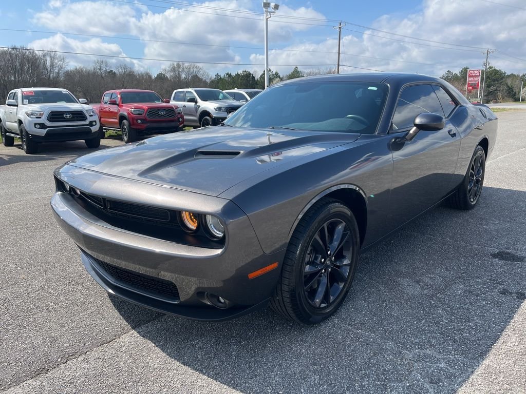 2021 Dodge Challenger SXT