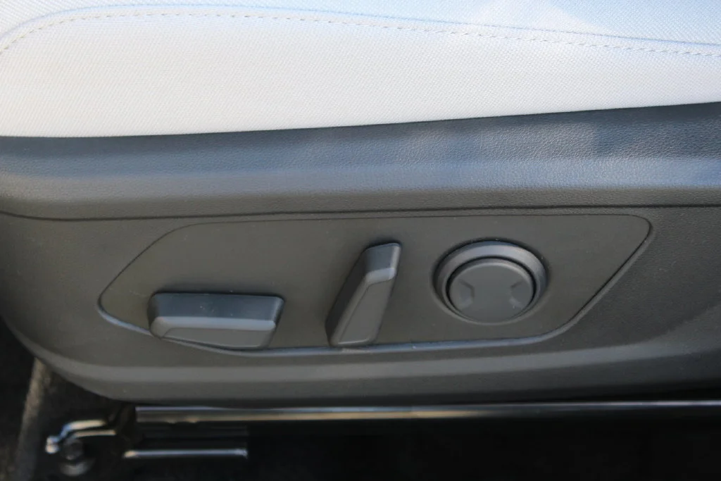 New 2026 Gray Hyundai SEL image 14