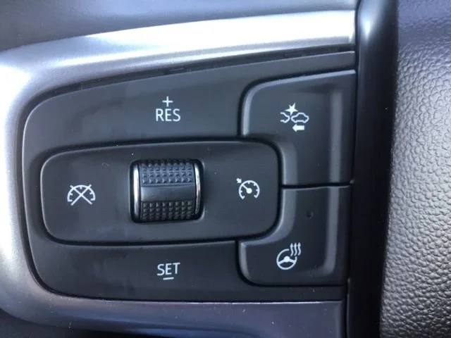 2025 Chevrolet Silverado 1500 LTZ - Photo 12