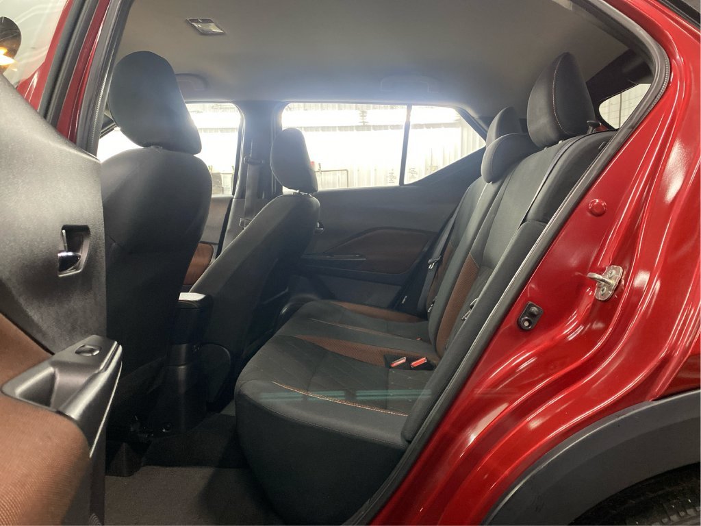 Used 2020 Red Nissan SR image 8