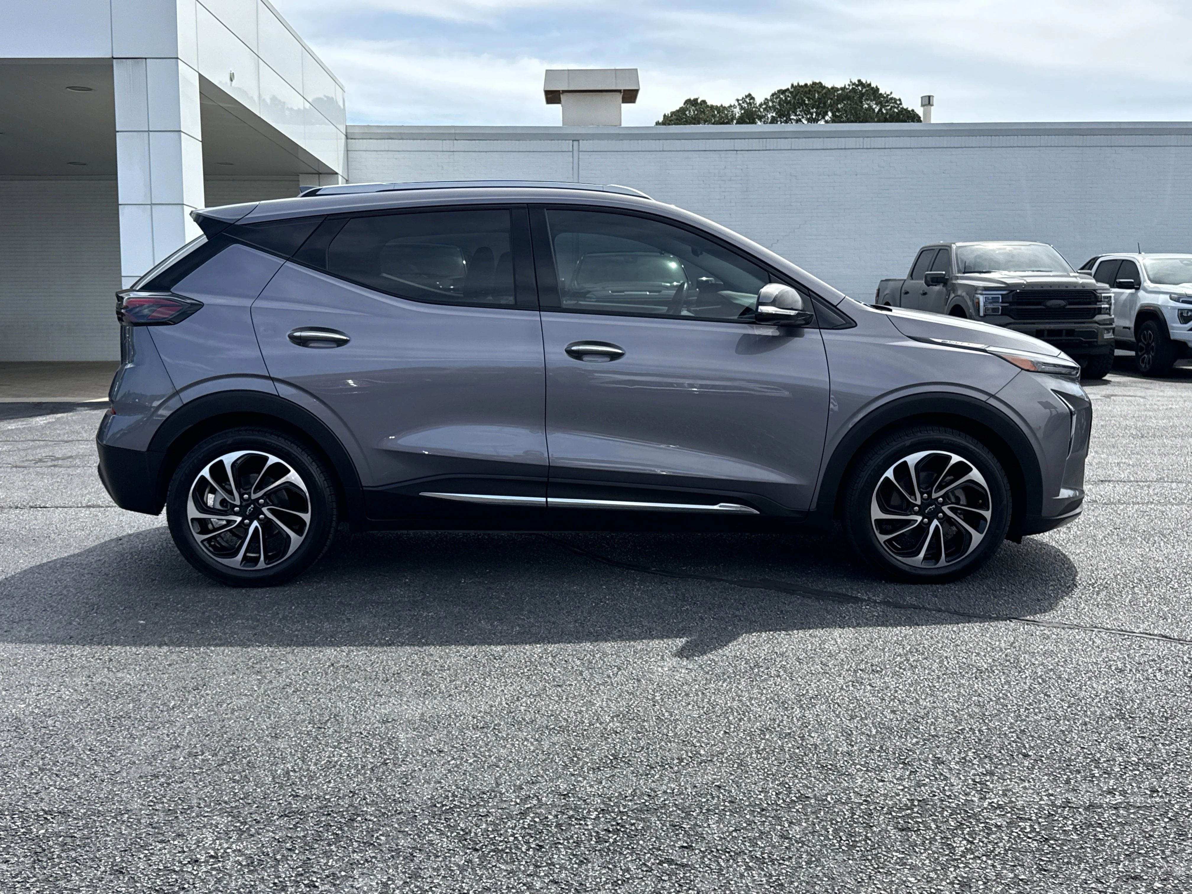 Used 2023 Chevrolet Bolt EUV Premier with VIN 1G1FZ6S02P4176060 for sale in Fayetteville, AR
