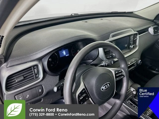 Certified Used 2019 Titanium Silver Kia LX image 11