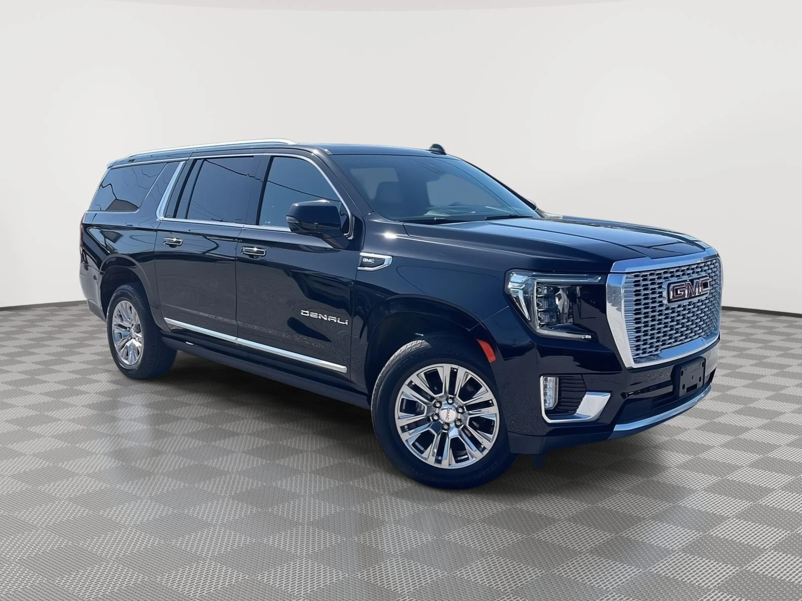 Used 2023 Onyx Black GMC Denali image 7