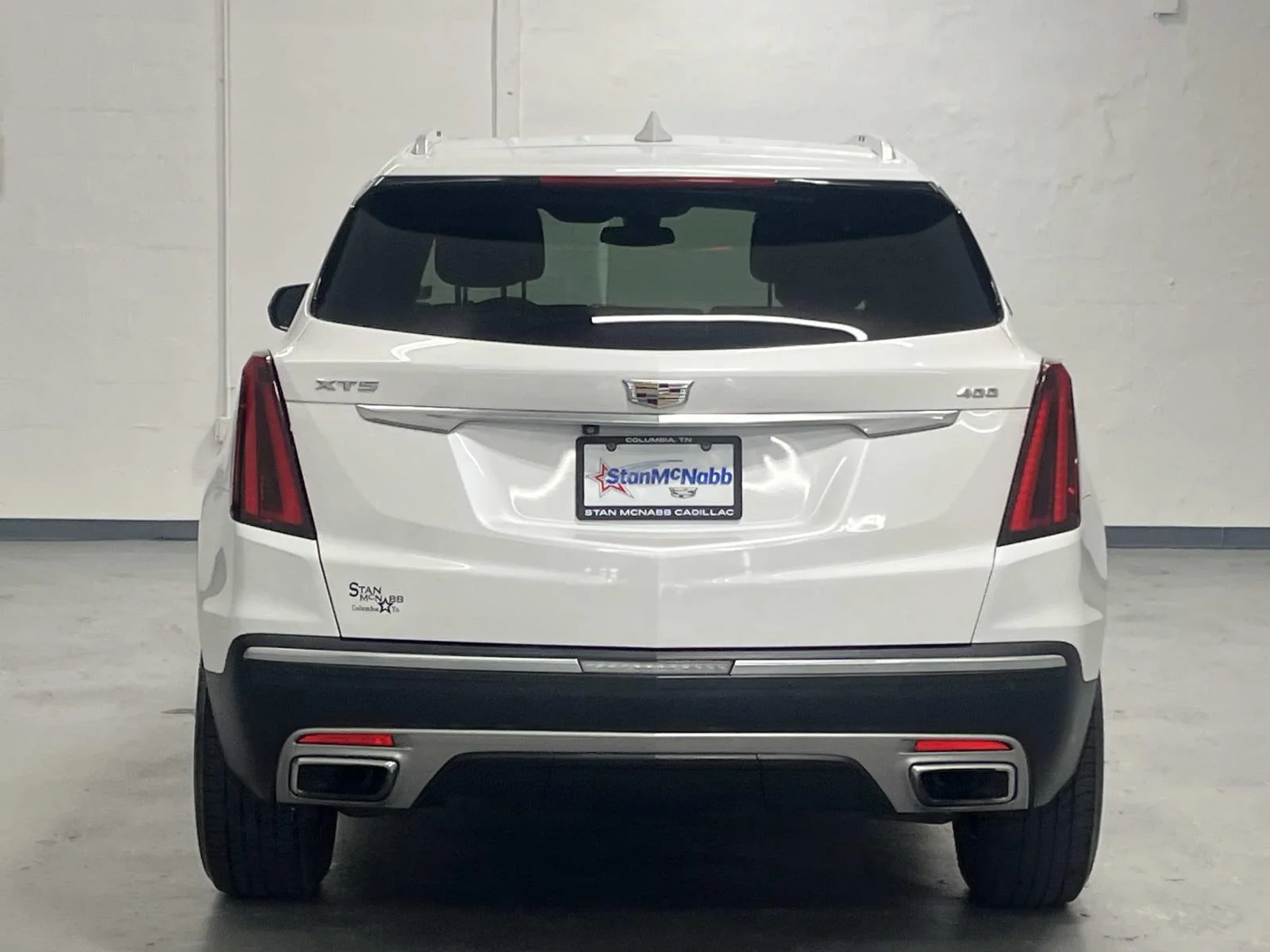 Used 2021 CRYSTAL WHITE TRICOAT Cadillac FWD Premium Luxury image 7