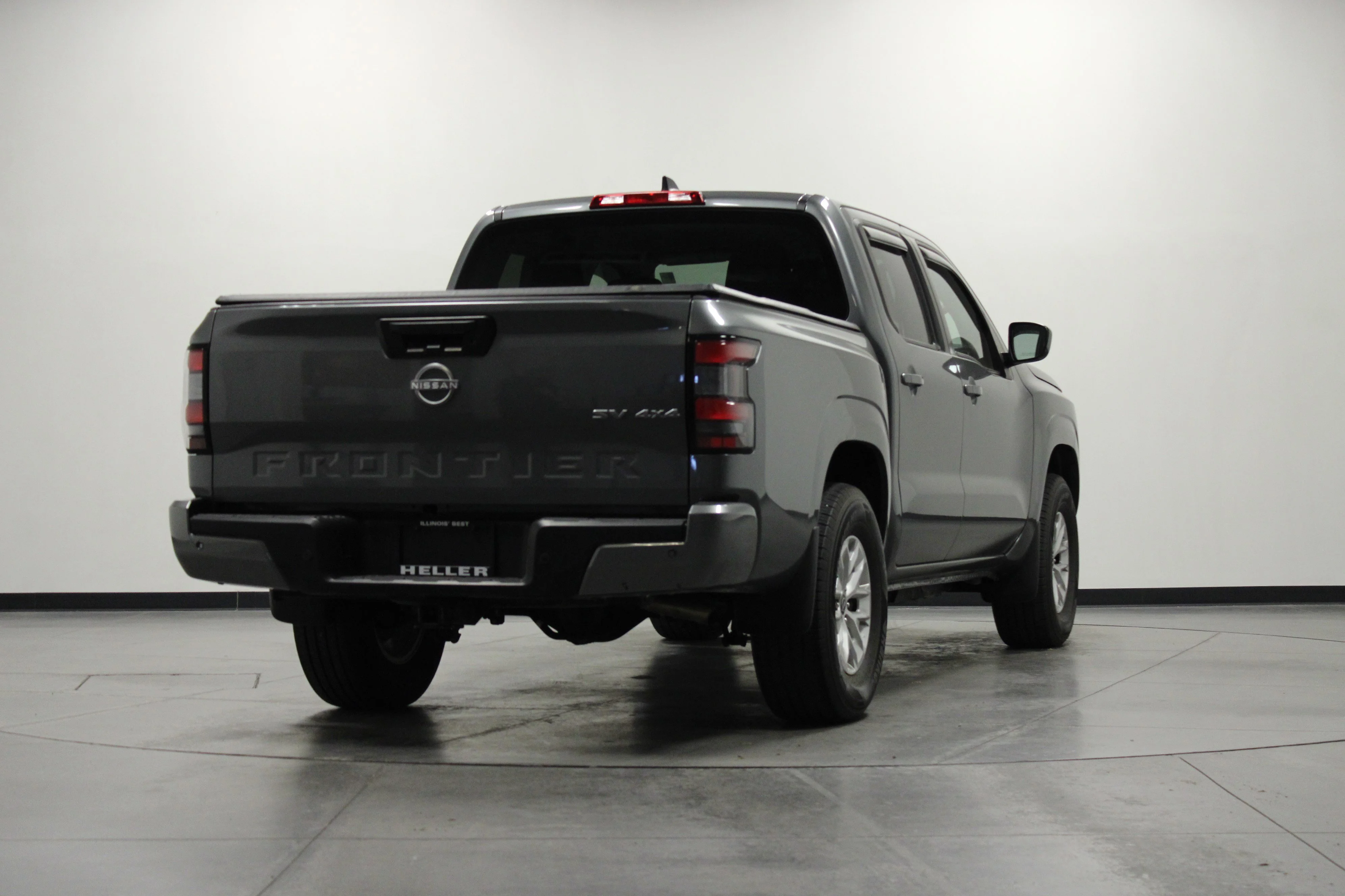 Used 2024 Gun Metallic Nissan SV image 4
