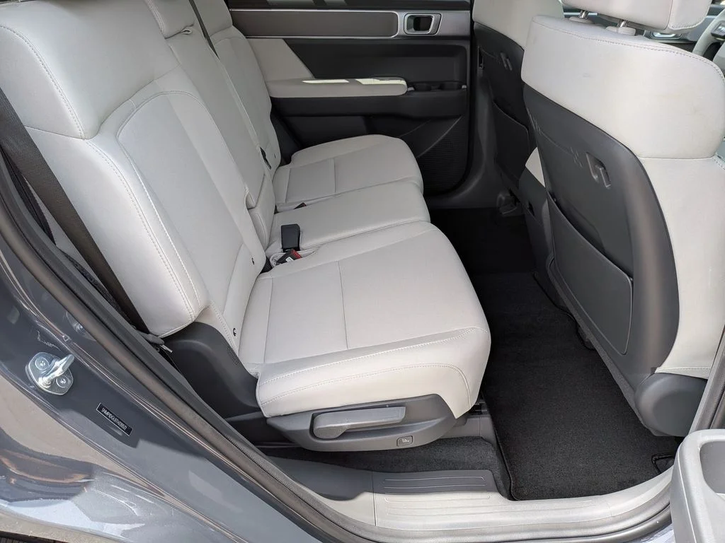 New 2026 Gray Hyundai SE image 30