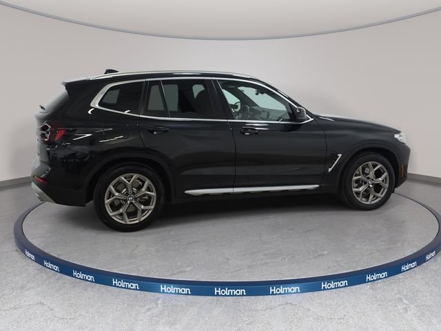 Used 2022 Black Sapphire Metallic BMW xDrive30i image 5