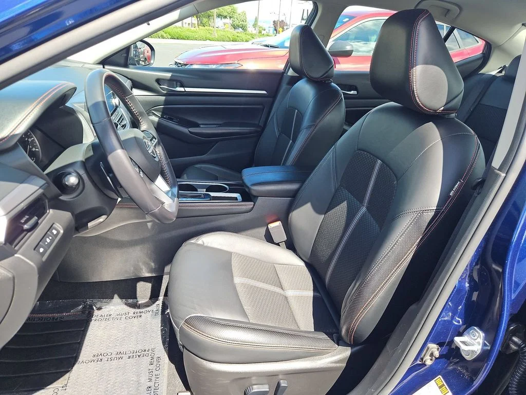 Used 2024 Deep Blue Pearl Nissan 2.5 SR image 21