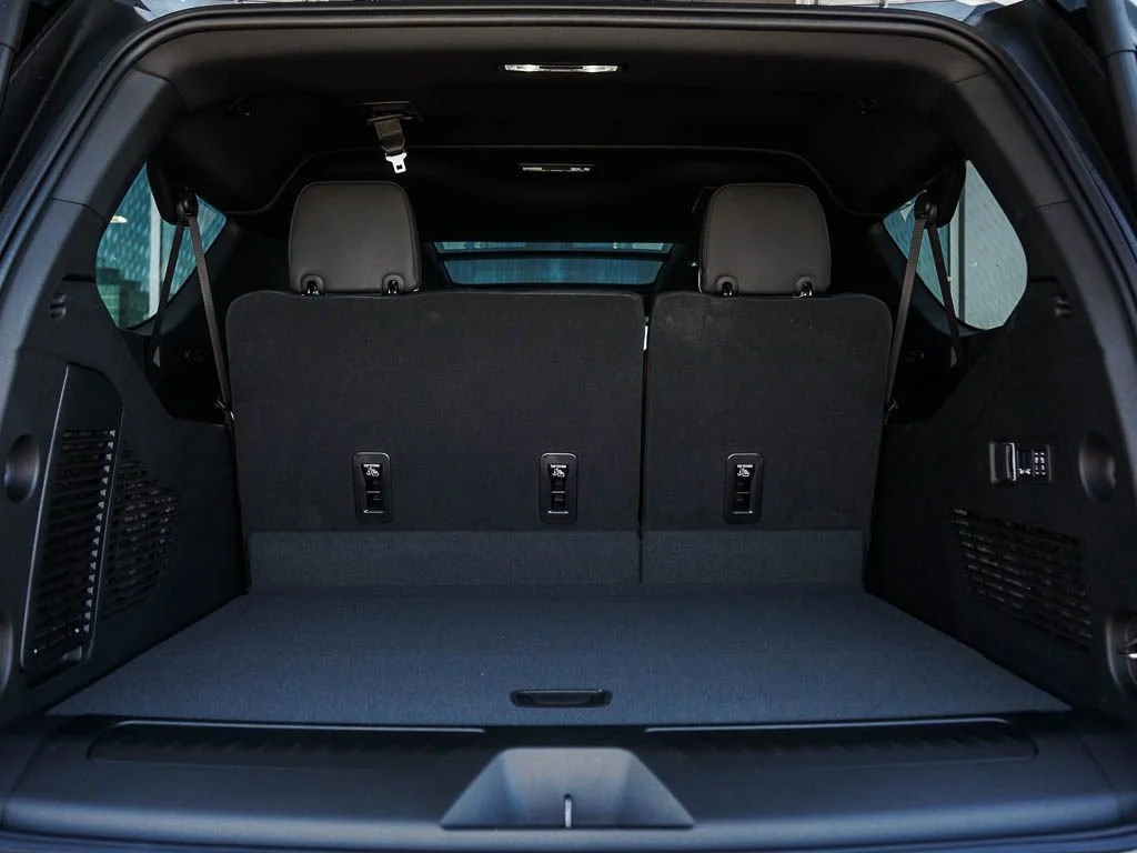 2026 GMC Yukon XL Elevation - Photo 7