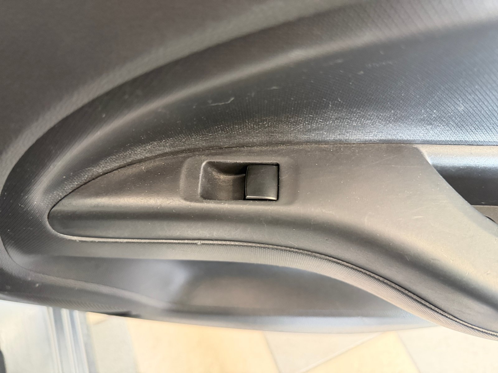Used 2018 Gray Mitsubishi ES image 31