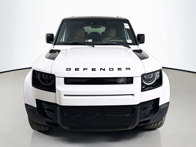 New 2026 Fuji White Land Rover S image 2