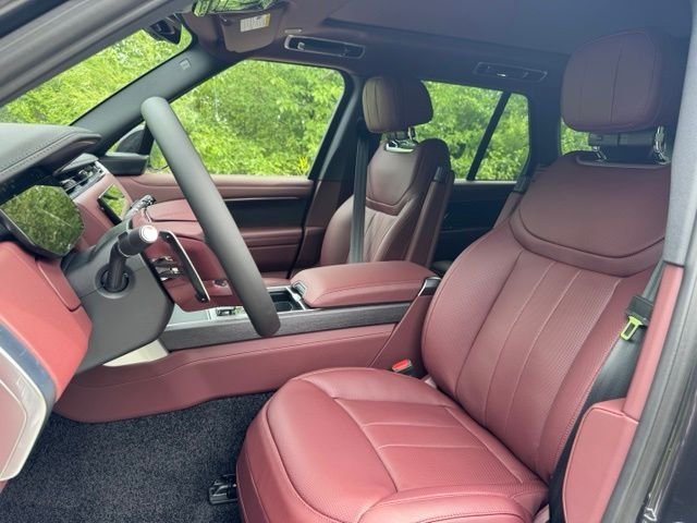 New 2026 Carpathian Grey LAND ROVER SE image 10