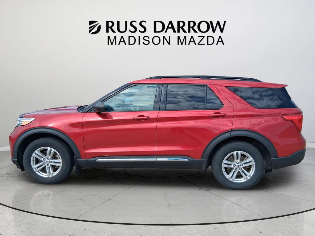 Used 2020 Red Ford XLT image 2
