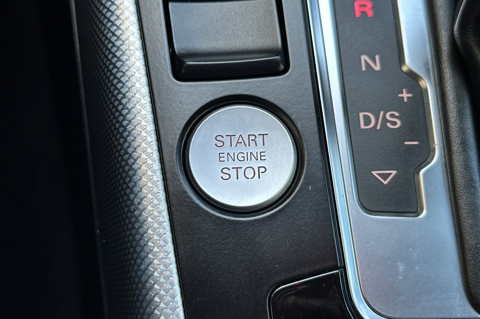 Used 2014 WHITE Audi Premium Plus image 21