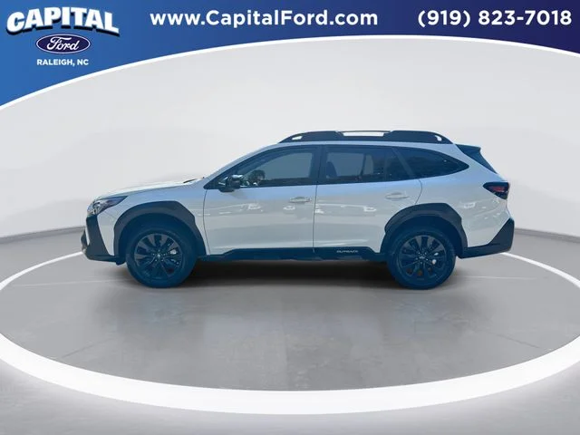 Used 2025 White Subaru Onyx Edition image 5