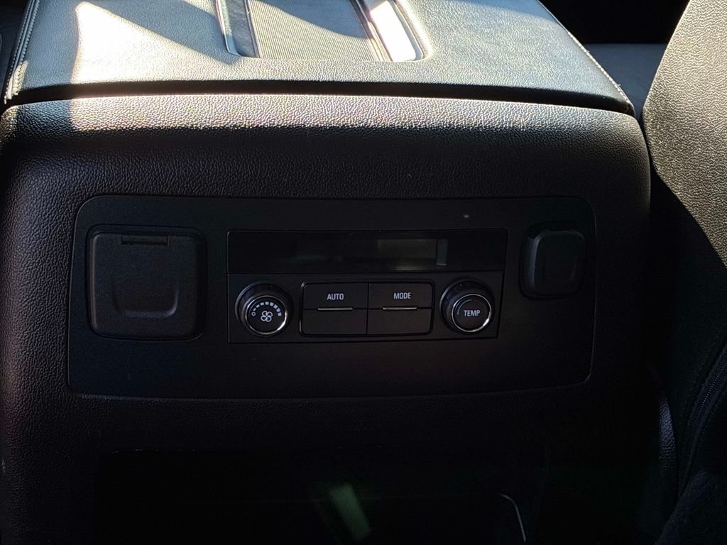 Used 2019 Black Chevrolet LT image 18