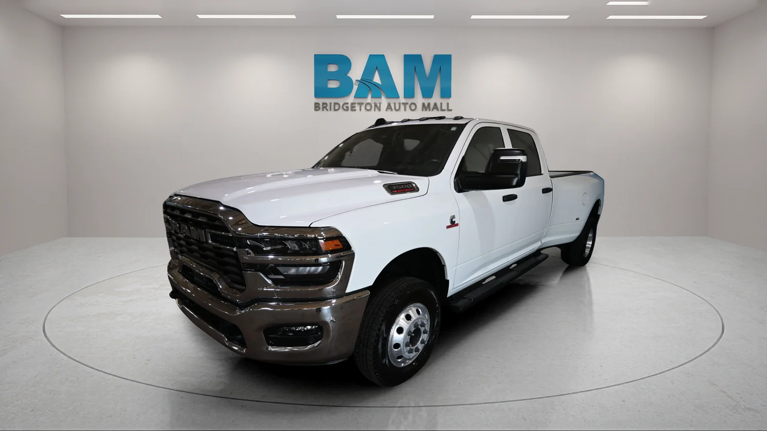 Used 2026 White Ram Tradesman image 3