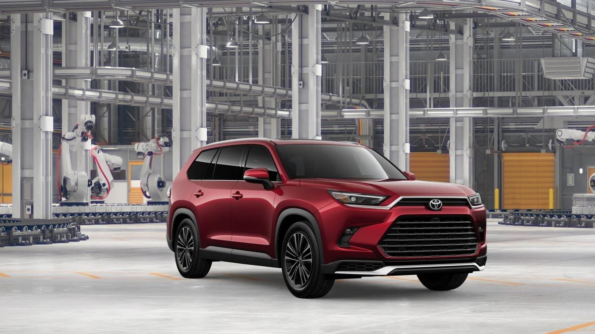 New 2026 Ruby Flare Pearl Toyota Hybrid MAX Platinum image 15