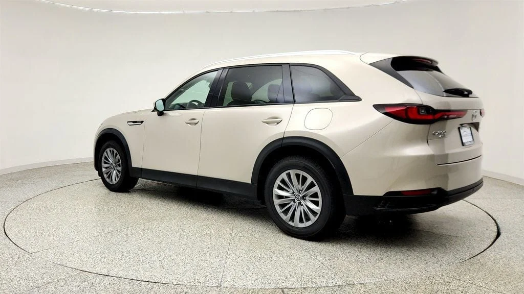 Used 2024 Platinum Quartz Mazda Preferred AWD image 7