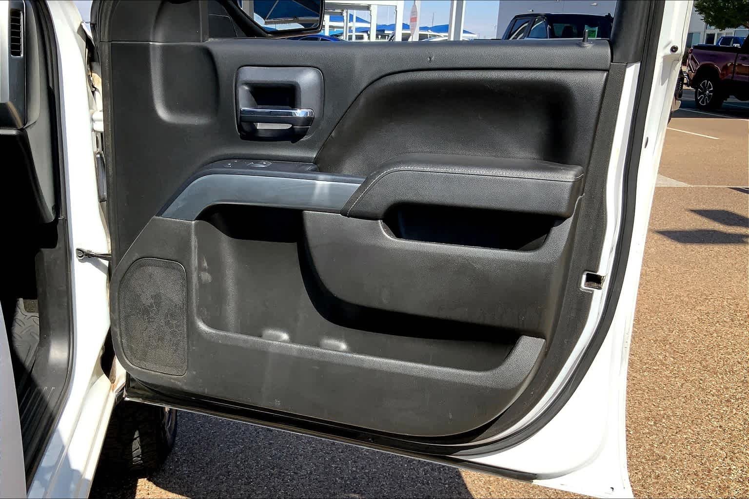 Used 2017 Summit White Chevrolet LT image 23