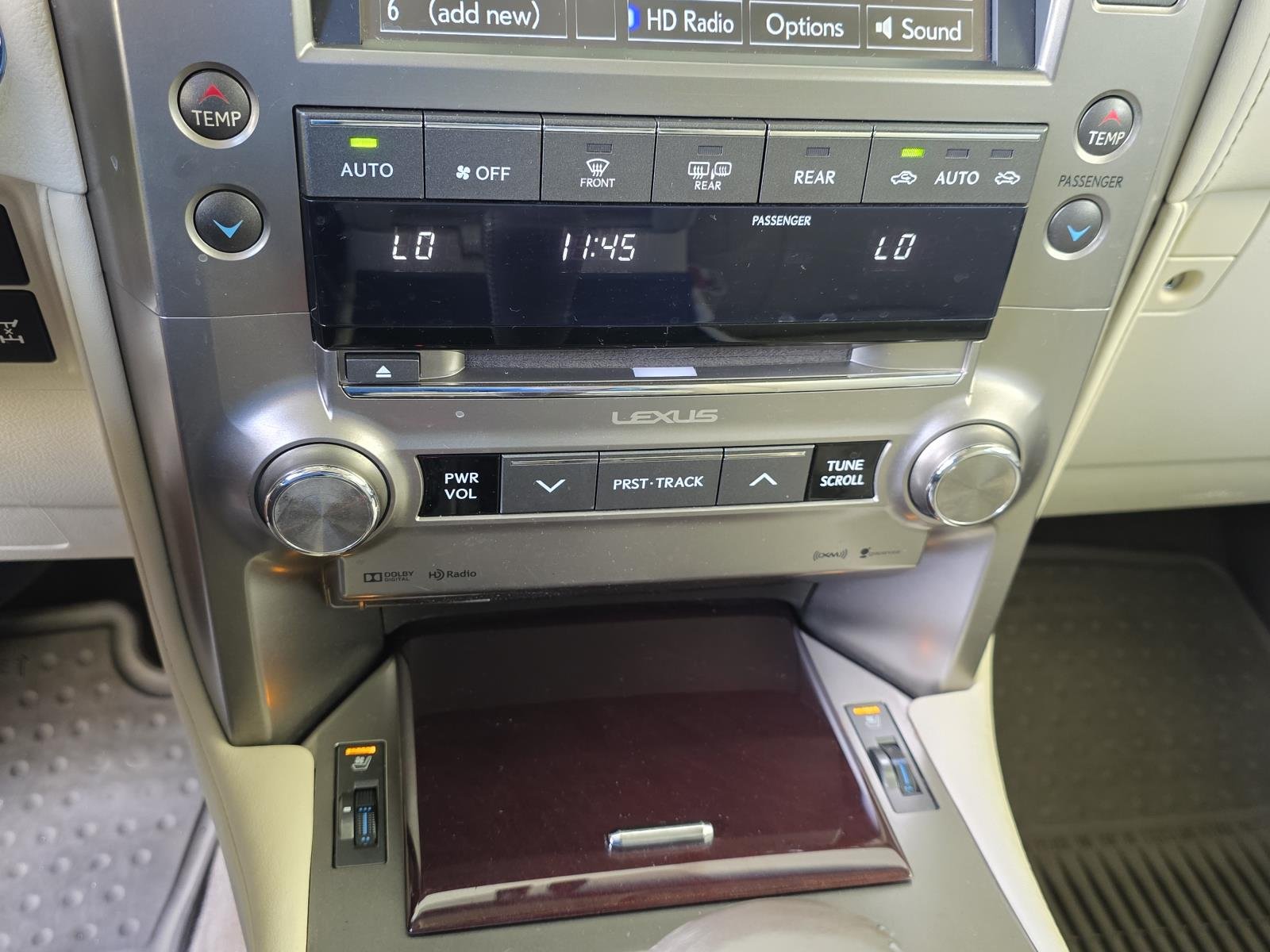 Used 2017 Silver Lexus 460 image 21