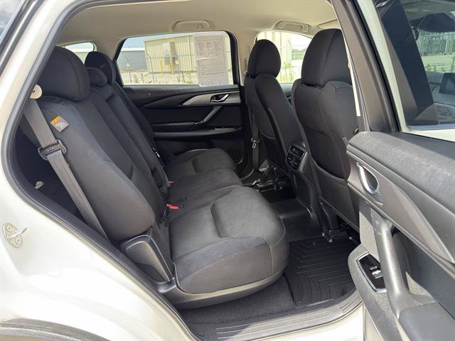 Used 2020 Snowflake White Pearl Mica Mazda Sport image 14