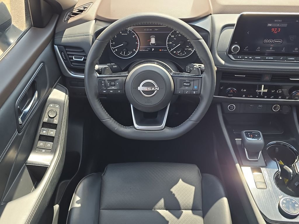 Used 2023 GRAY Nissan SV PREMIUM PKG image 26