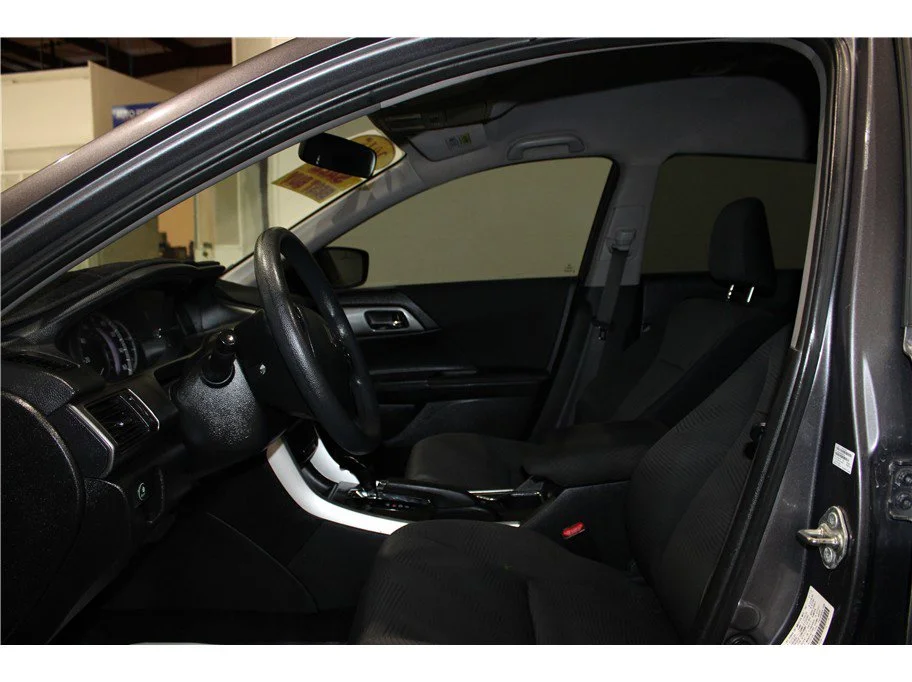 Used 2015 Dark Gray Honda LX image 10