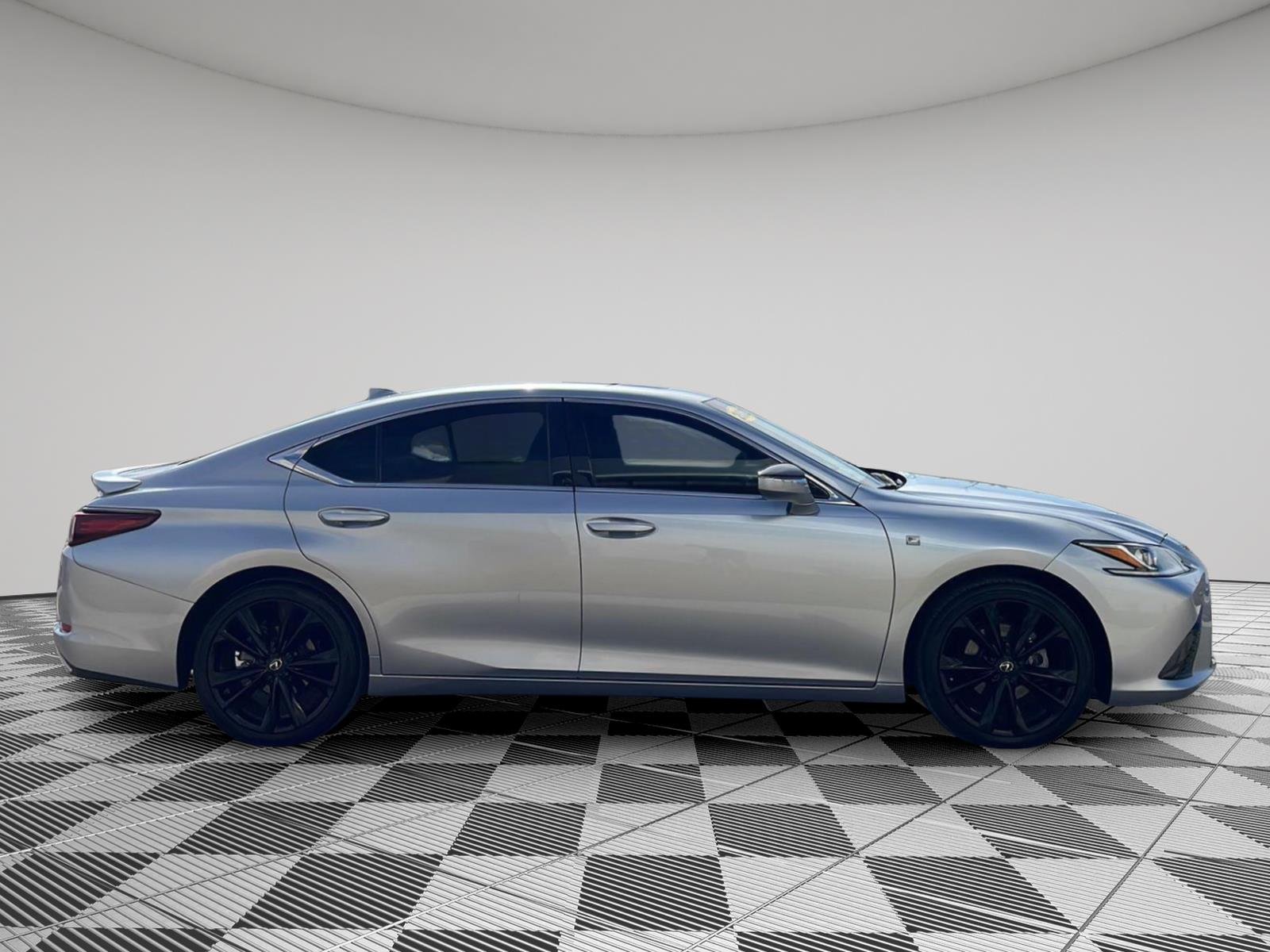 Used 2022 Lexus ES F SPORT with VIN 58AGZ1B1XNU135409 for sale in Kansas City