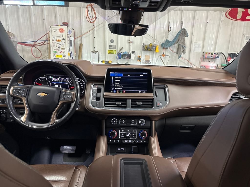 Used 2021 Gray Chevrolet High Country image 18