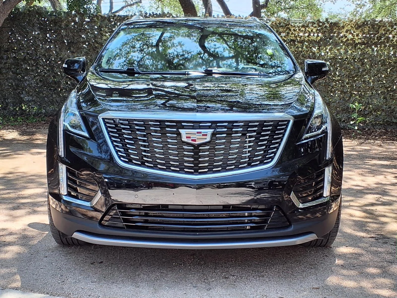 Used 2024 Stellar Black Metallic Cadillac Premium Luxury image 2
