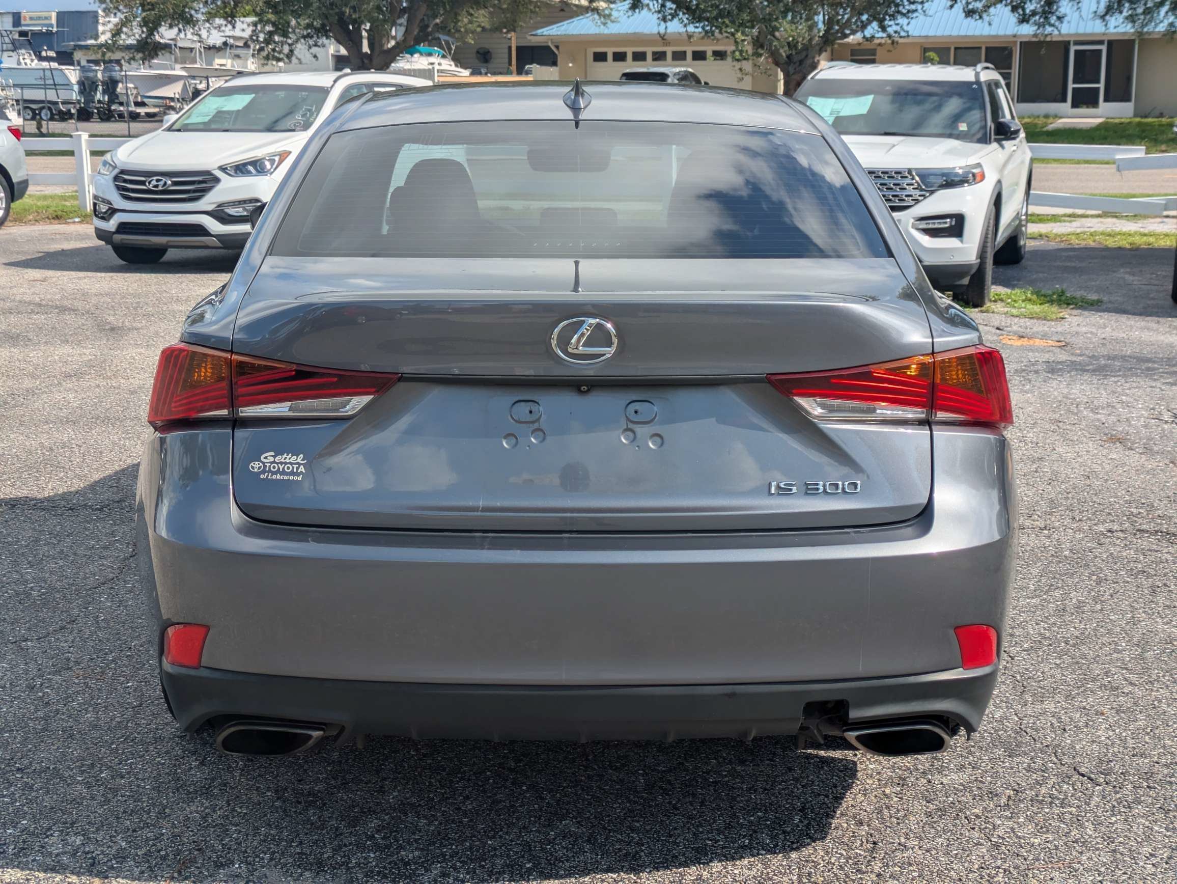 Used 2019  Lexus  image 6