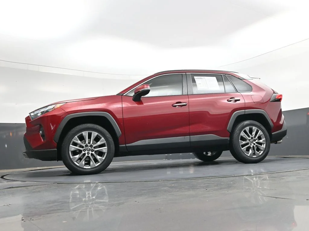 Used 2023 Red Toyota Limited image 50
