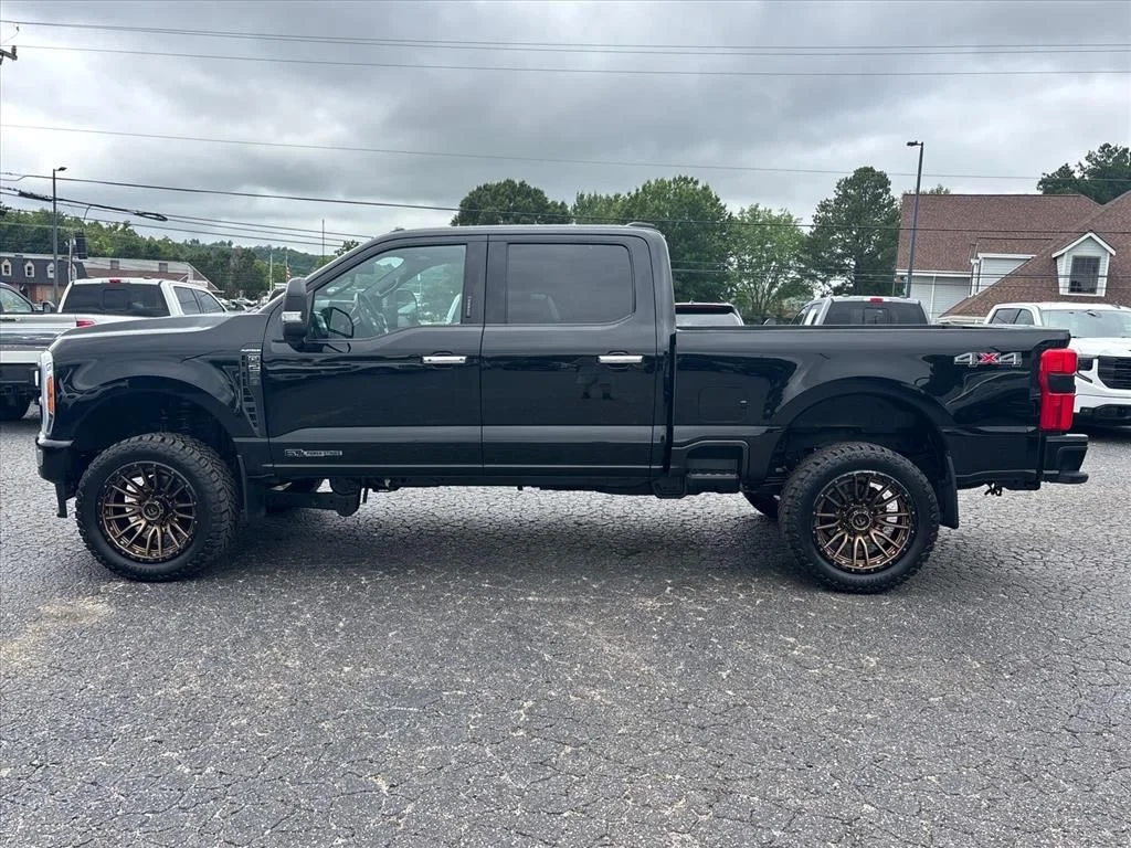 Used 2023 Black Ford Platinum image 4