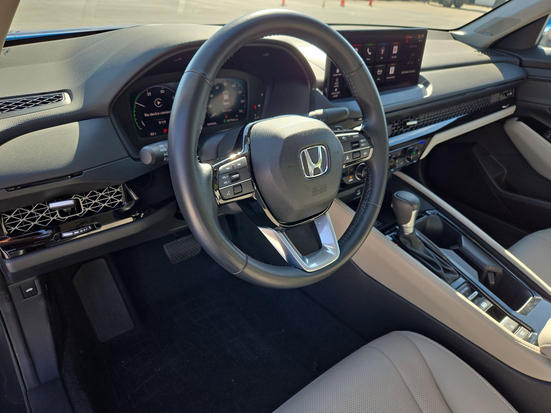 2024 Honda Accord Hybrid Touring - Photo 46