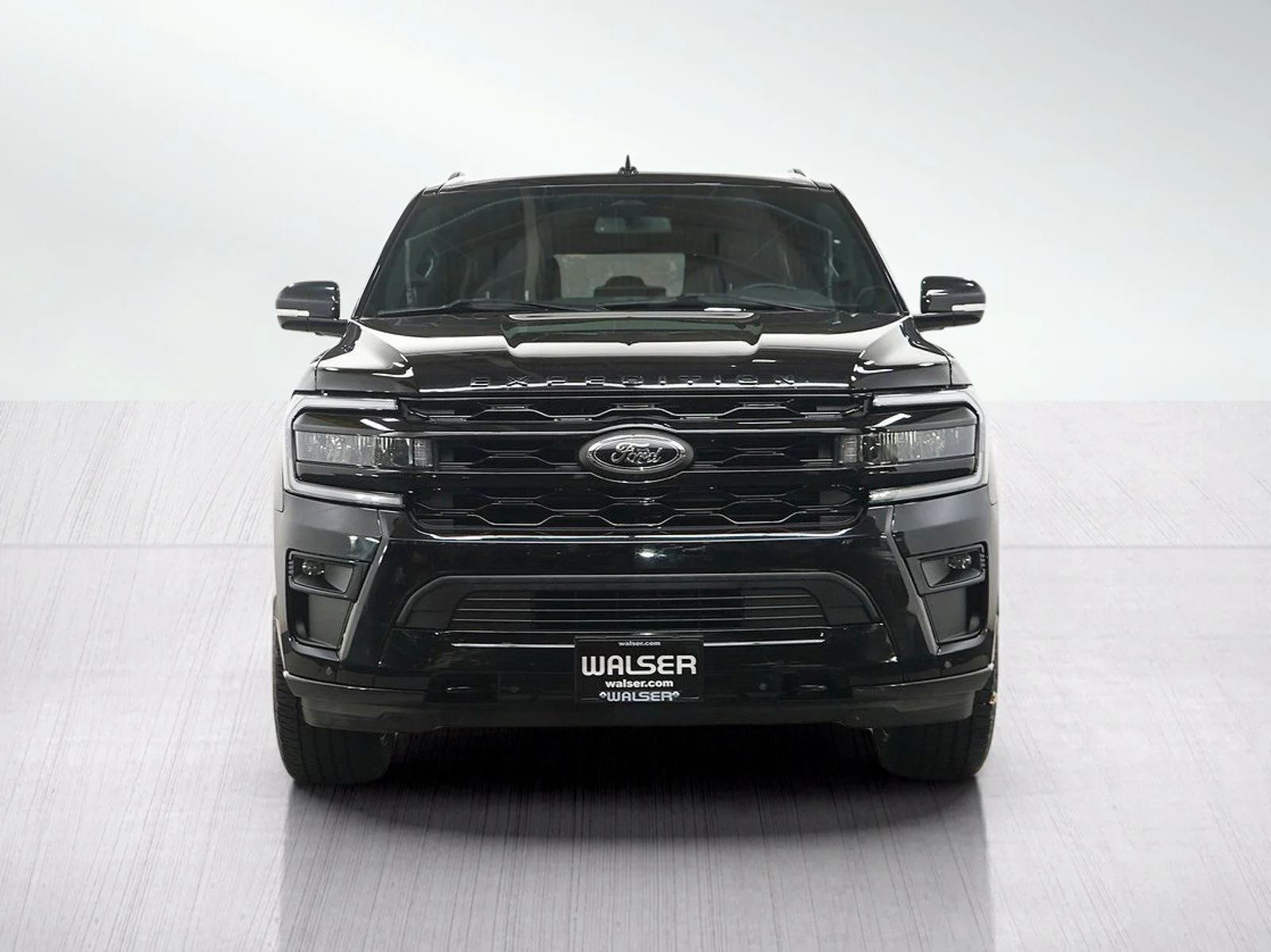 Used 2022 Black Metallic Ford Limited image 8