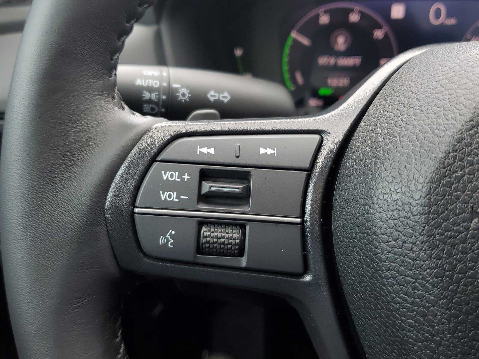 2025 Honda Accord Hybrid EX-L - Photo 21