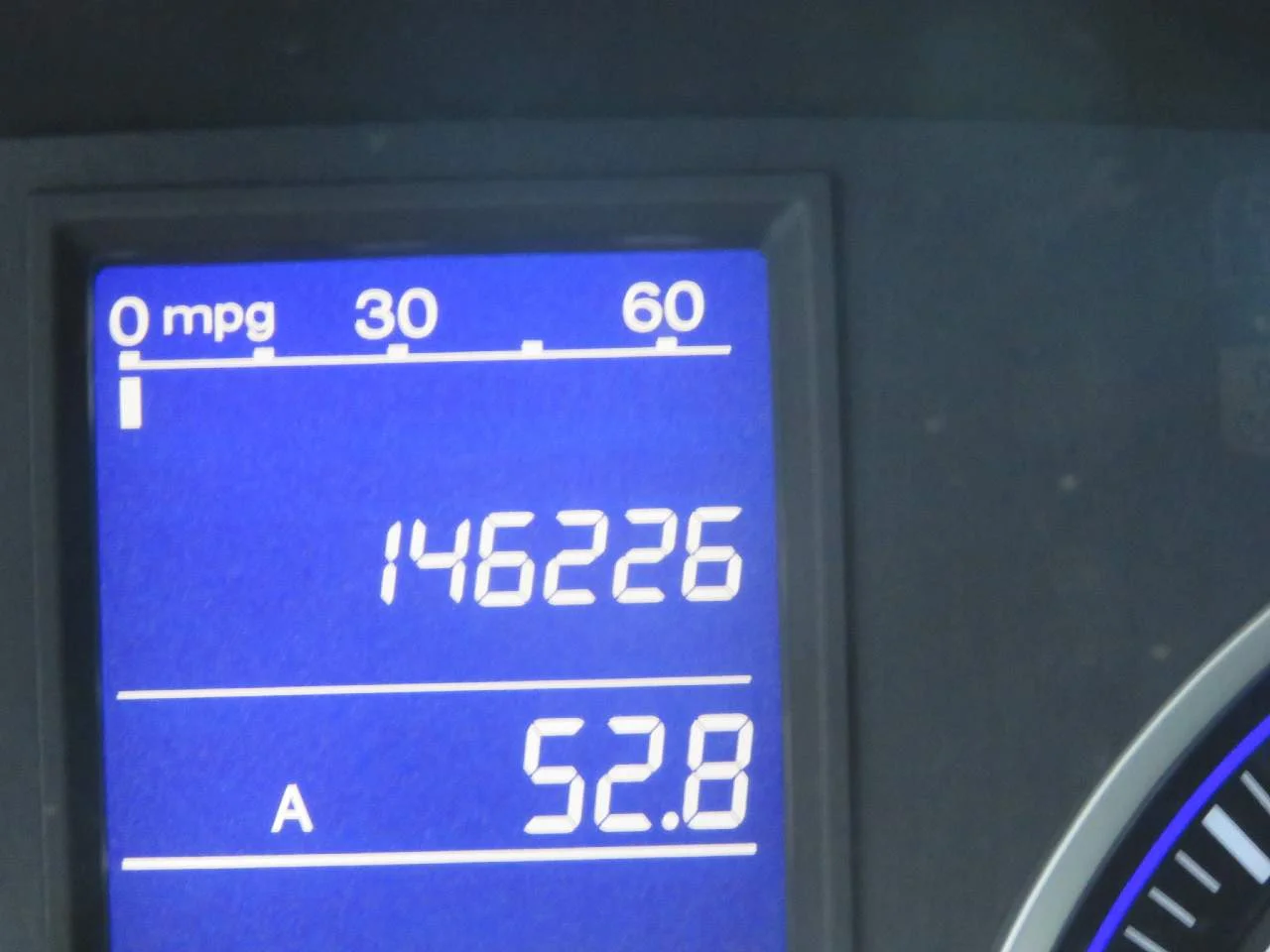 Used 2010 Crystal Black Pearl Honda LX image 10