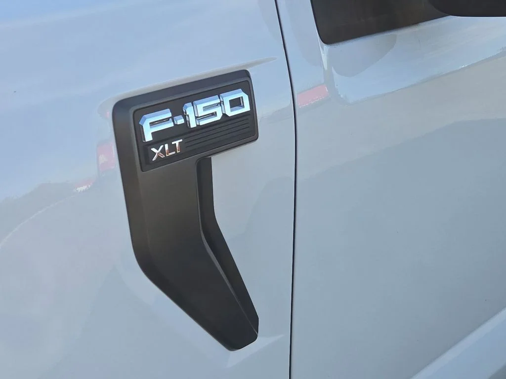 Used 2022 White Ford XLT image 21