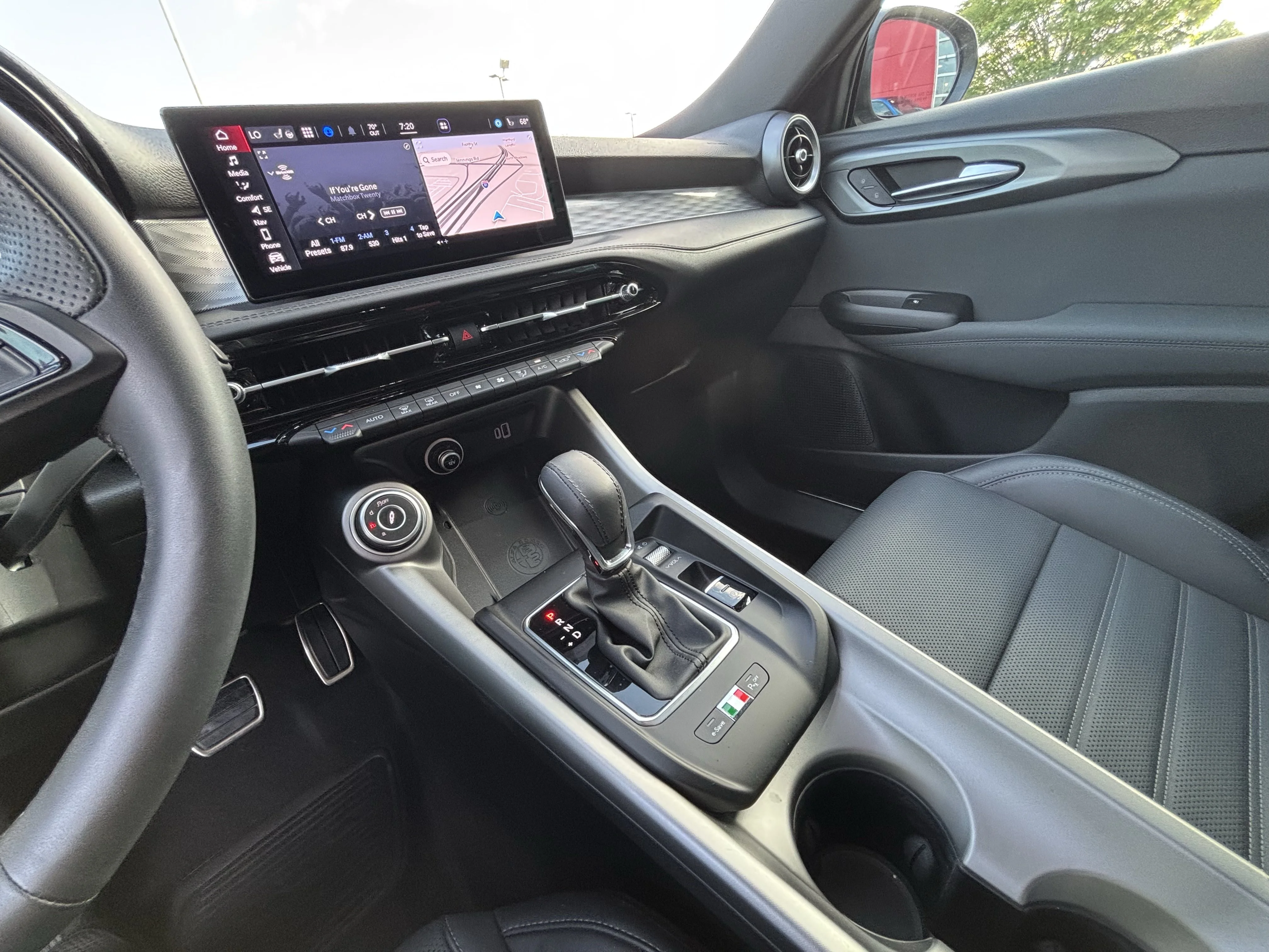 Used 2024 Grigio Ascari Metallic Alfa Romeo Veloce image 21