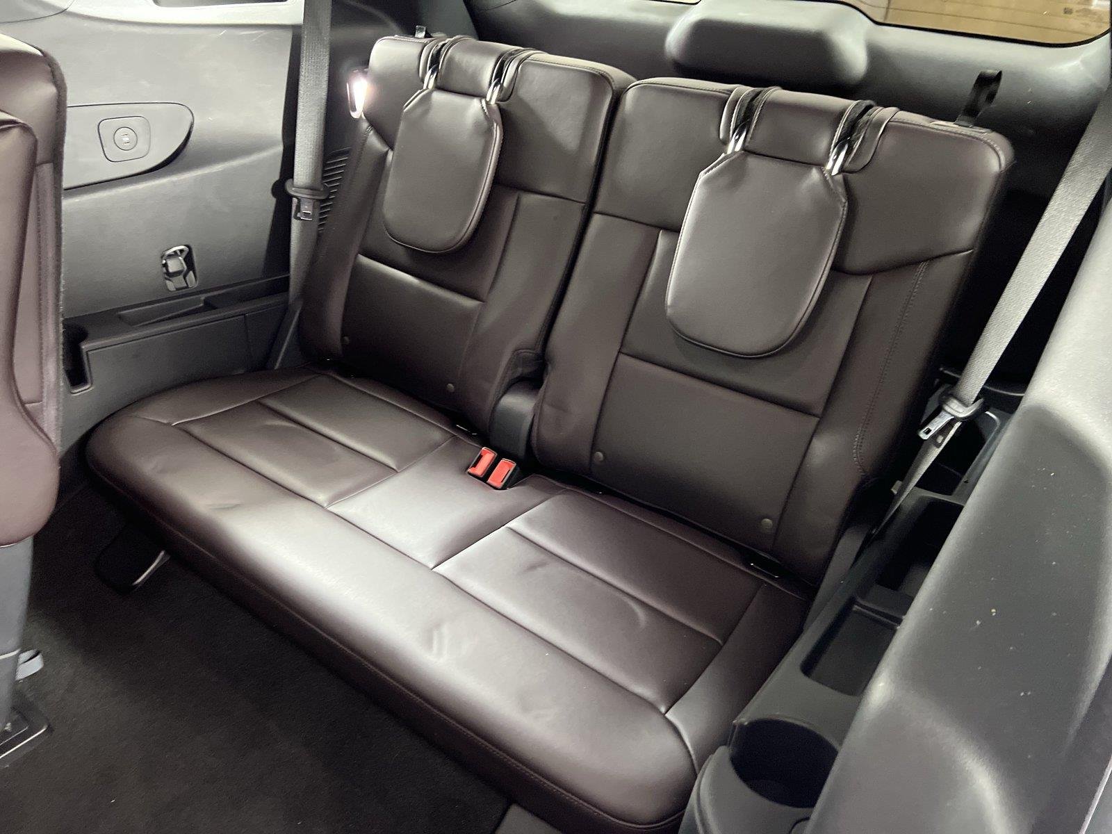 Used 2025 White Ford Platinum image 30
