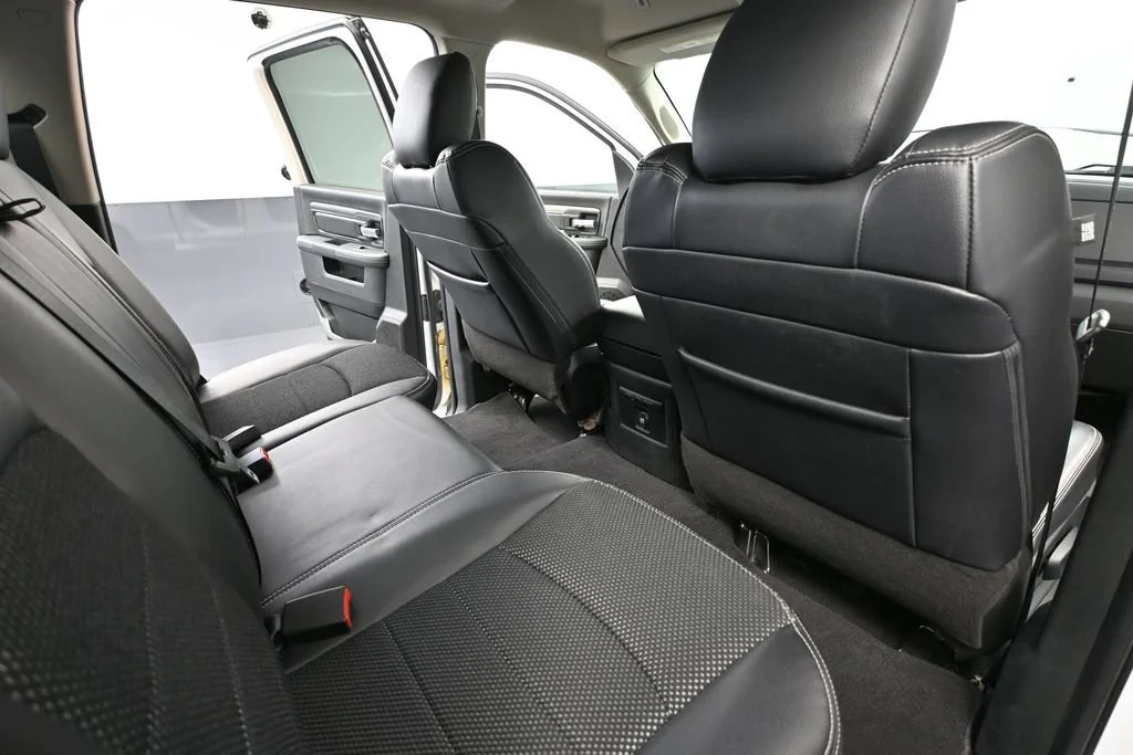 Used 2018 White Ram Sport image 35