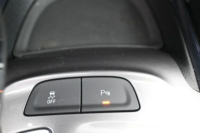 Used 2025 Black Chevrolet LT image 24