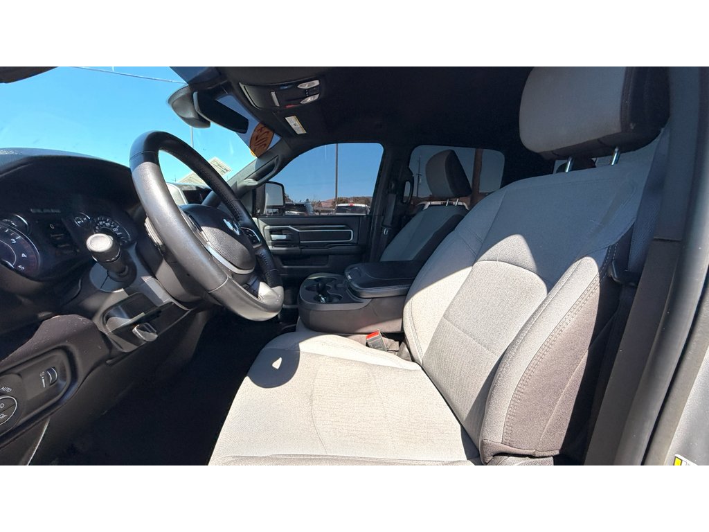 Used 2024 Silver Ram Big Horn image 21
