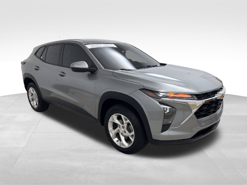 Used 2024 Gray Chevrolet LS image 7