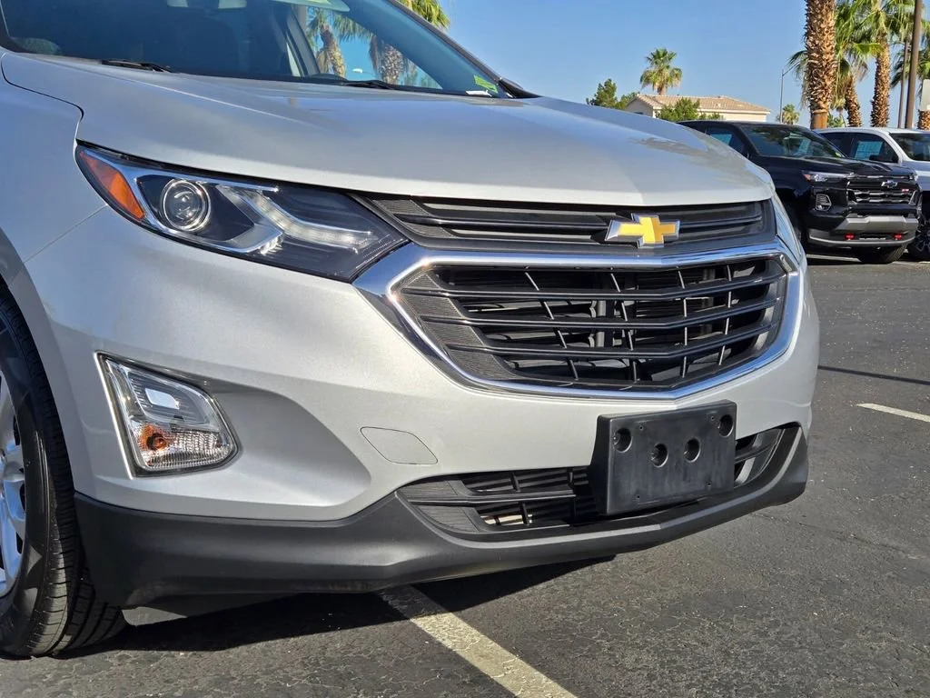 Used 2019 SILVER ICE METALLIC Chevrolet LT image 8