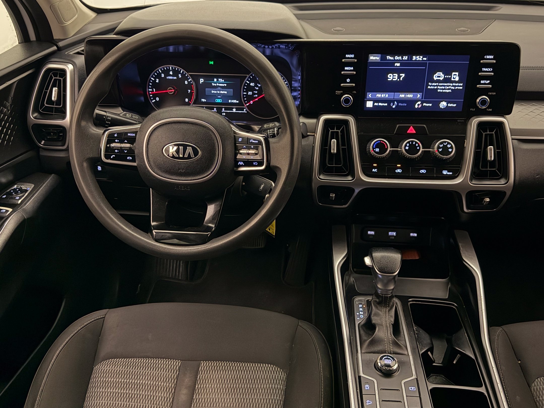 Used 2021 Glacial White Pearl Kia LX image 23
