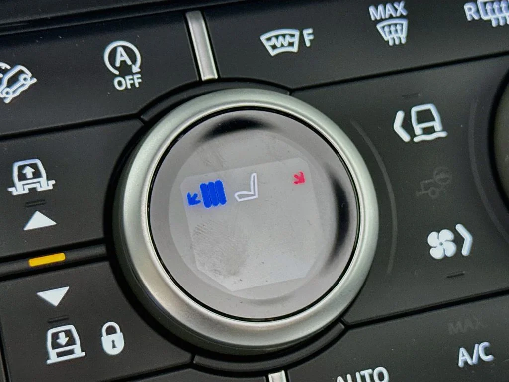 New 2026  Land Rover X-Dynamic SE image 22
