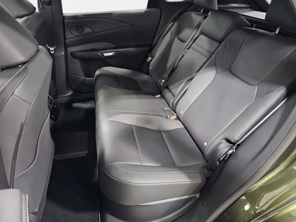 New 2026  Lexus 450h+ Premium image 13